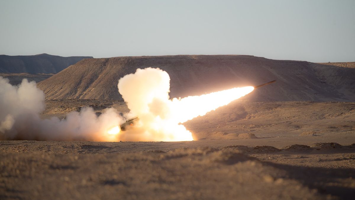 Pentagon zvažuje výrobu raket s doletem 150 kilometrů pro Ukrajinu